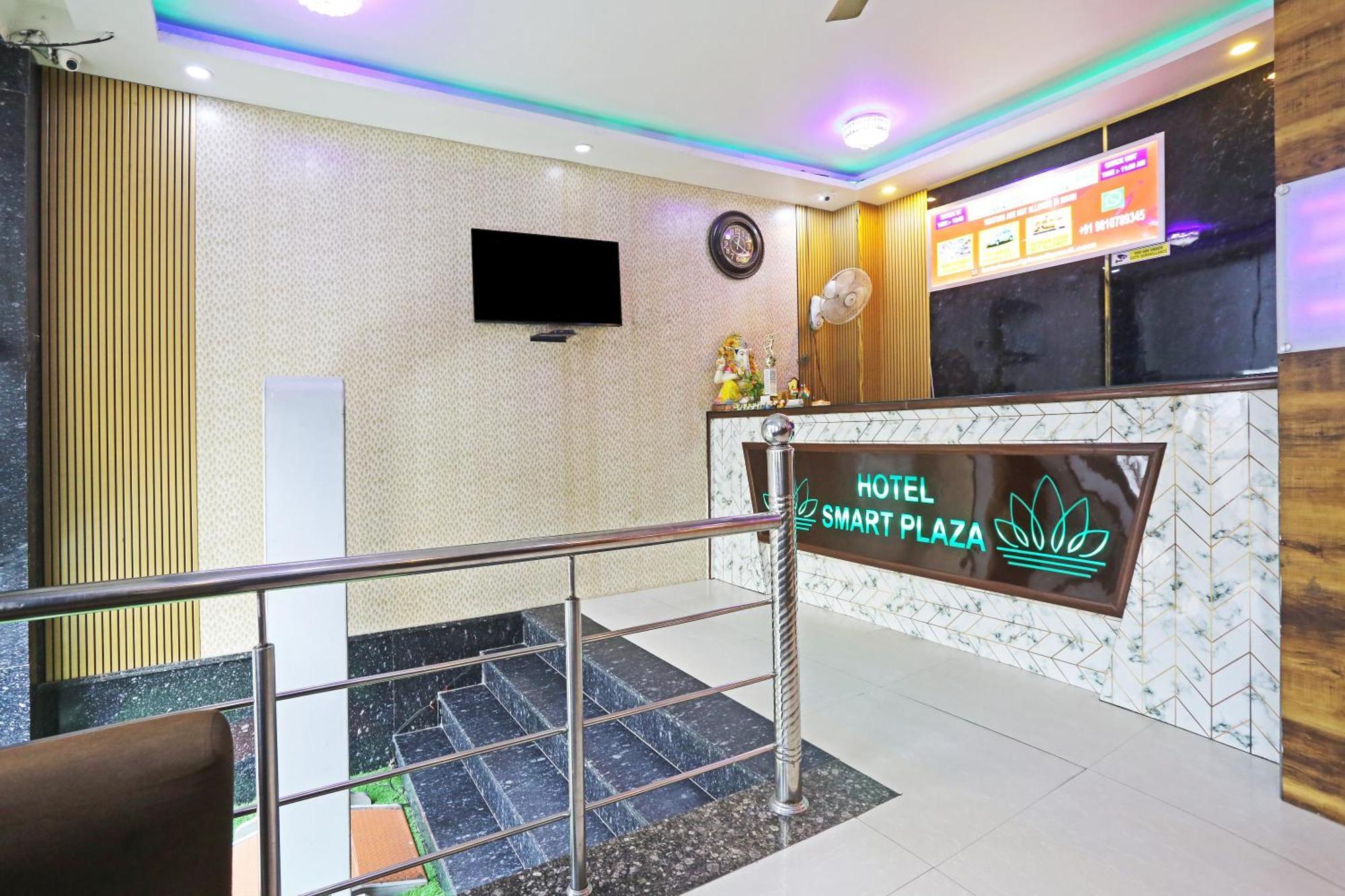 Hotel Smart Plaza By Smart Group New Delhi Exterior photo